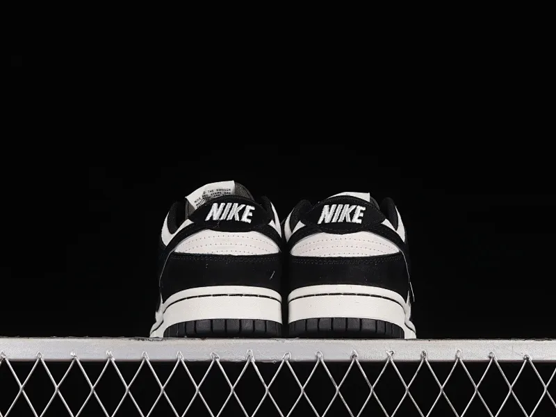 All Categories Nk SB Dunk Series Nk SB Dunk Low Low-top sneakers Otomo Katsuhiro x Nk SB Dunk Low "Steamboy OST" Otomo Katsuhiro co-branded SB low-top sports and leisure sneakers LF0039-033